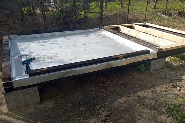 Доска для пола в баню &mdash; какая нужна и варианты ее использования