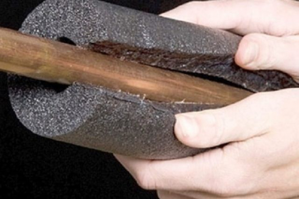 Утеплитель для труб из вспененного полиэтилена: выбираем способ утепления водопровода