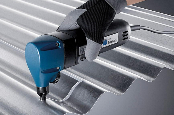 Как и какие выбрать электрические ножницы по металлу: ТОП-15 лучших моделей