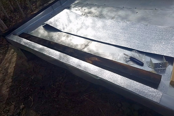 Доска для пола в баню &mdash; какая нужна и варианты ее использования