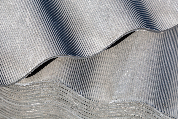 Как крепить шифер: выбираем крепеж, изучаем особенности технологии и варианты укладки на крышу