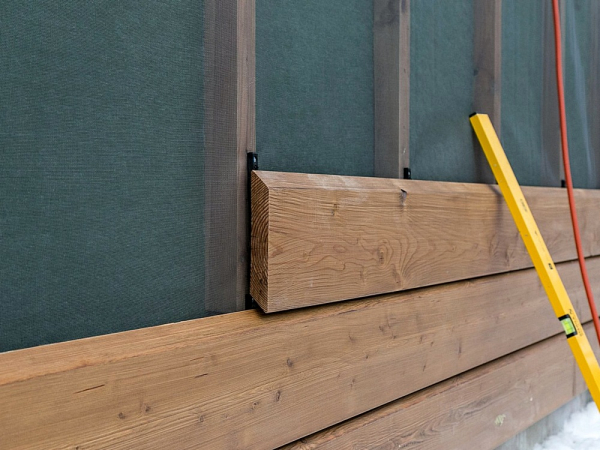 Отделка фасада дома планкеном: рассматриваем еще одну достойную альтернативу отделке сайдингом