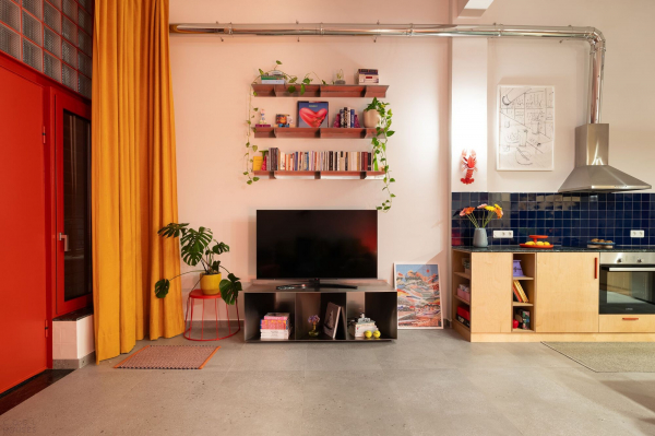 Многоуровневый лофт с индустриальной атмосферой Многоуровневый лофт с индустриальной атмосферой