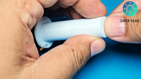 Как сделать фонарик без батареек