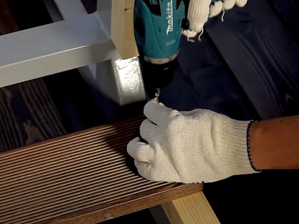 Отделка фасада дома планкеном: рассматриваем еще одну достойную альтернативу отделке сайдингом