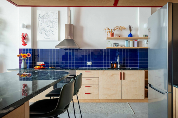 Многоуровневый лофт с индустриальной атмосферой Многоуровневый лофт с индустриальной атмосферой