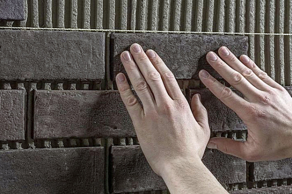 Отделка фасада клинкерной плиткой: плюсы и минусы технологии и инструкция по монтажу