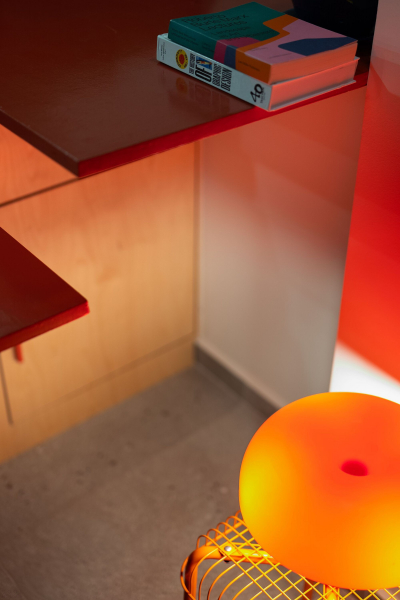 Многоуровневый лофт с индустриальной атмосферой Многоуровневый лофт с индустриальной атмосферой