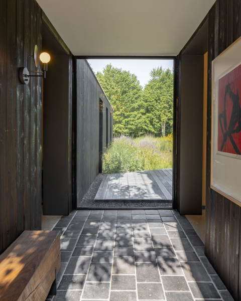 Современный гостевой дом в сельской местности