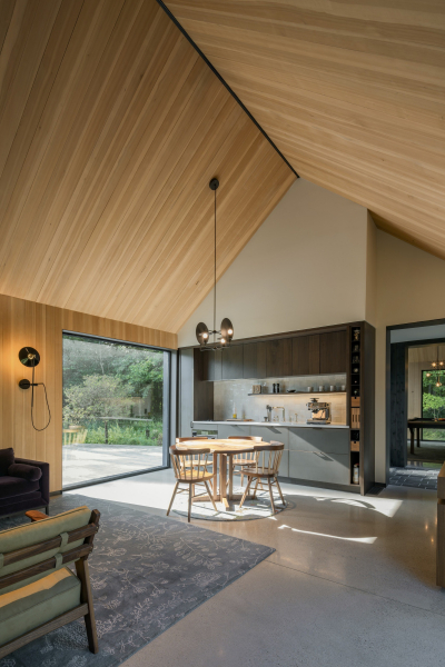 Современный гостевой дом в сельской местности