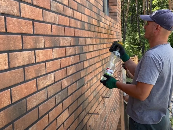 Отделка фасада клинкерной плиткой: плюсы и минусы технологии и инструкция по монтажу