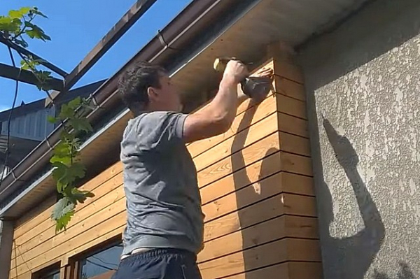 Отделка фасада дома планкеном: рассматриваем еще одну достойную альтернативу отделке сайдингом