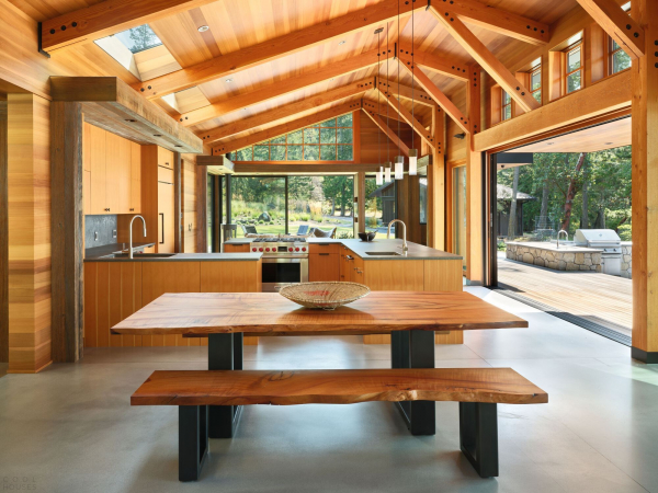 Островной дом с деревенским шиком