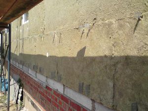 Утепление дома под сайдинг: каких ошибок важно избежать и какой материал лучше выбрать